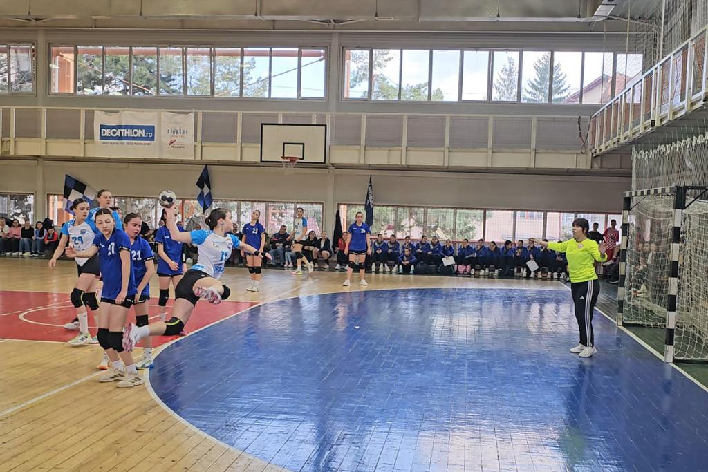 Turneu semifinal handbal feminin, juniori III. CS Câmpina - CSM București 19-37