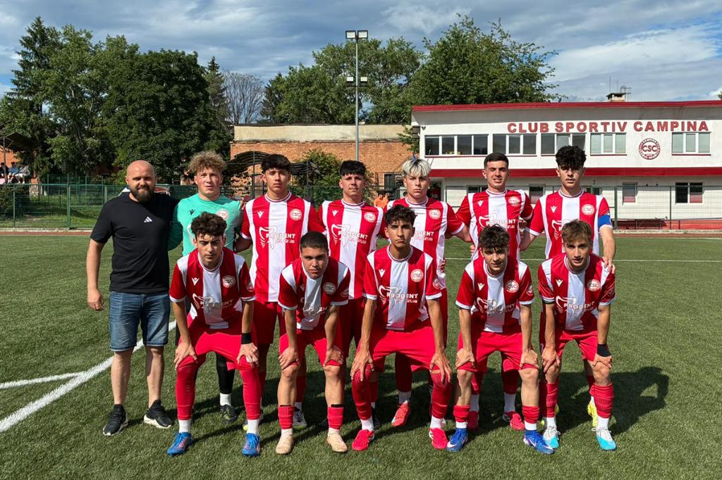 Juniori sub 19 ani. Școala Germană de Fotbal București - CS Câmpina 2-0