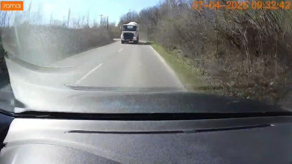 Pe drumul Câmpina - Valea Doftanei, la un pas de o tragedie