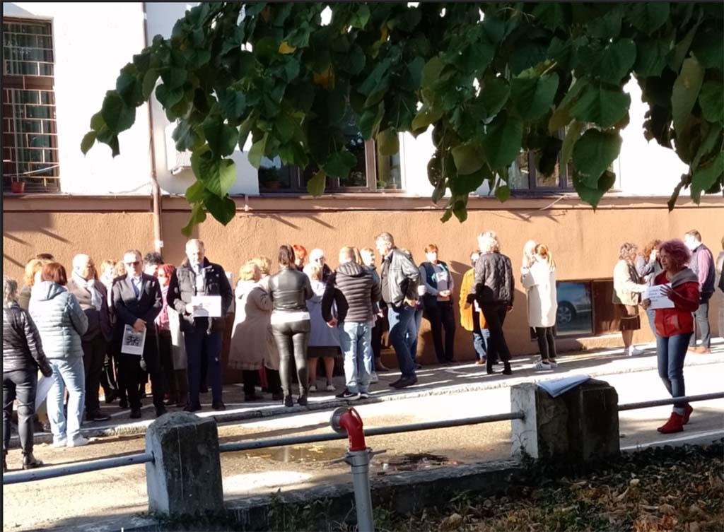 Protest la Casa de Asigurări de Sănătate Prahova