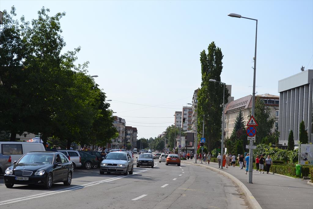 Primăria Câmpina cumpără indicatoare rutiere și limitatoare de viteză de 10.000 euro