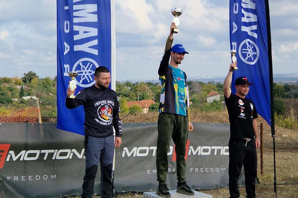 Doi sportivi de la Lido Câmpina au câștigat sezonul de motocros la clasele lor