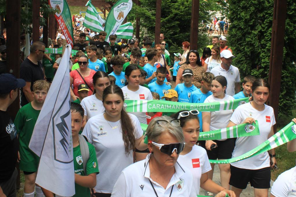 Consiliul Local Bușteni s-a umplut de ridicol: a respins proiectul pentru organizarea unei noi ediții a tradiționalului turneu de juniori!