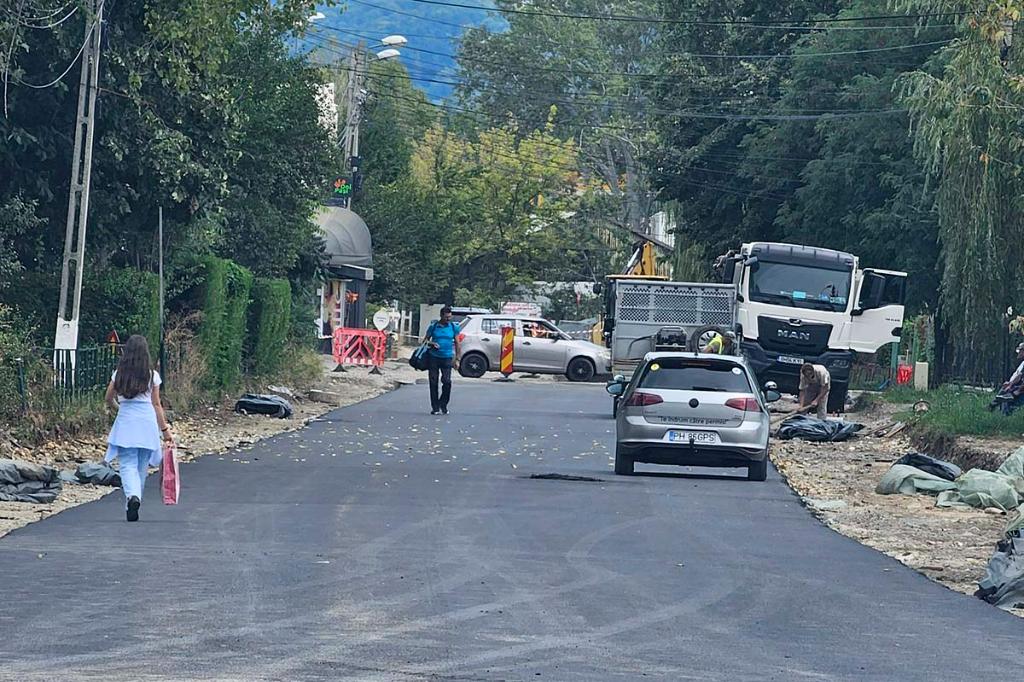 Au început lucrările de asfaltare pe Strada Orizontului