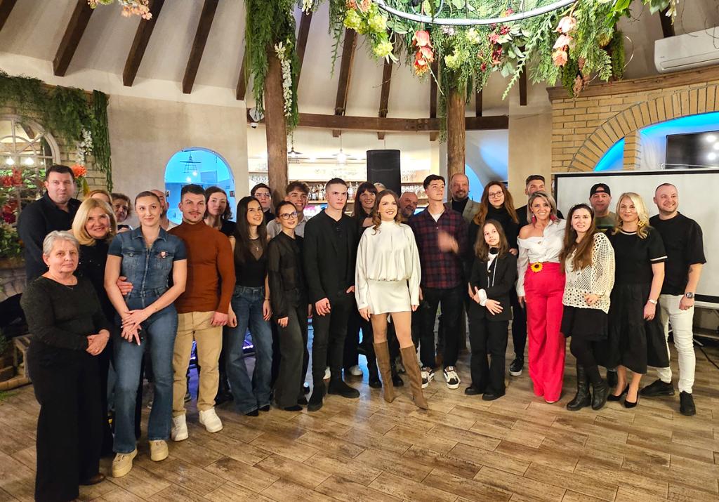 Podcastul „Spune-mi tu, Câmpina!” al Sarei Crăciun, la moment de sărbătoare