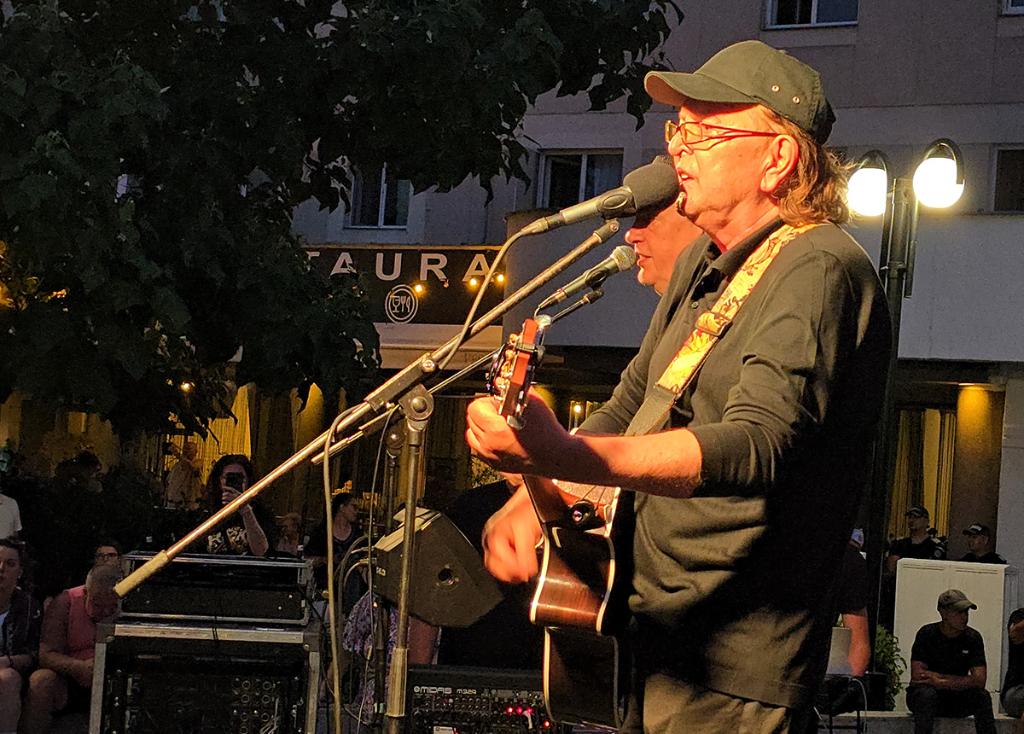 Ducu Bertzi, concert emoționant la finalul ediției 2026 a Câmpina Summer Park Music