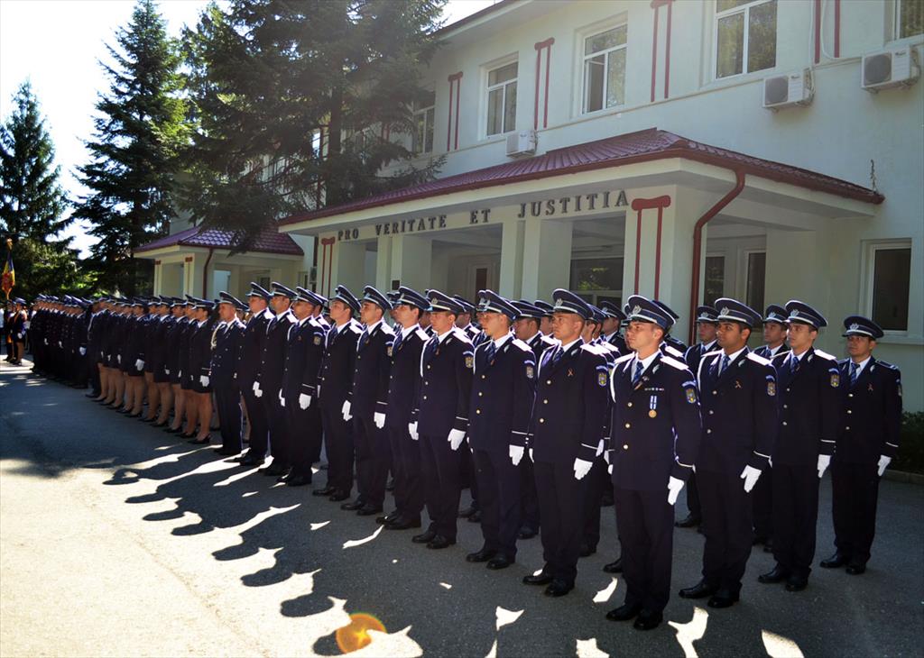 Din acest an, Școala de Poliție de la Câmpina va pregăti și agenți SIE