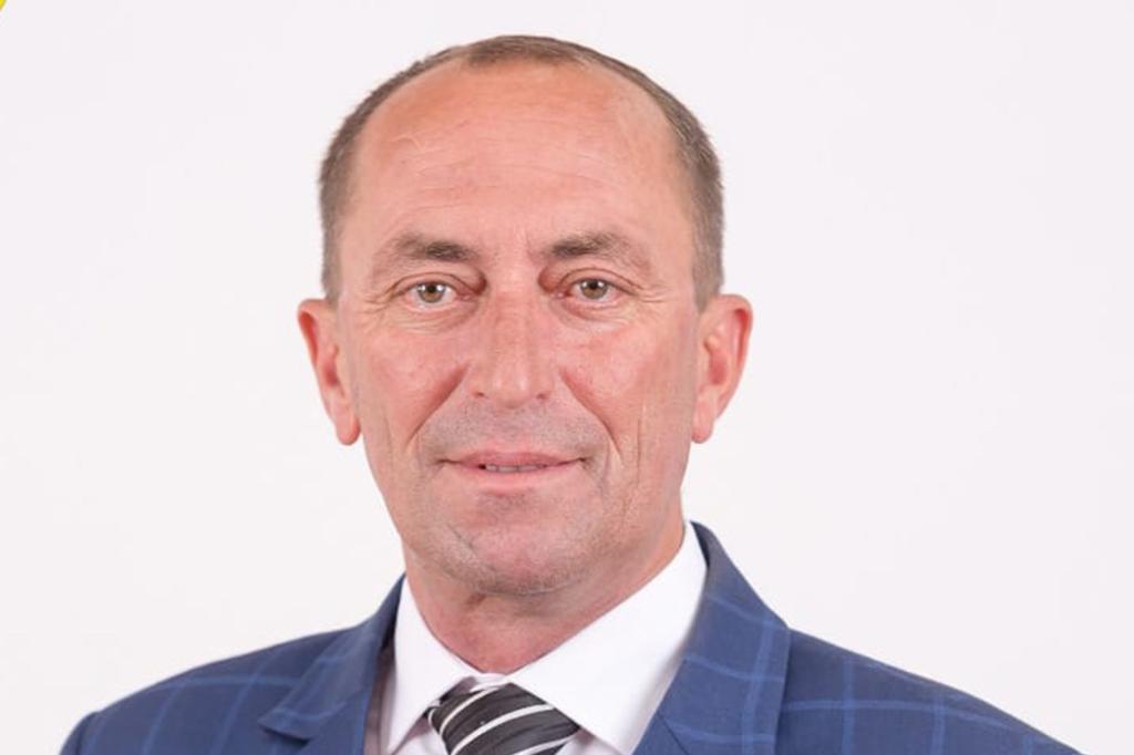 Viceprimarul comunei Bănești, Valentin Nichitoiu, și-a dat demisia